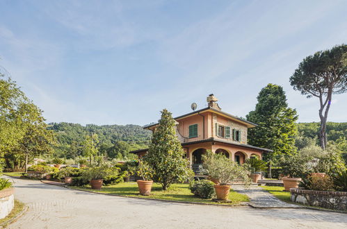 Foto 36 - Casa de 3 quartos em Camaiore com piscina privada e jardim