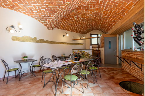 Foto 17 - Apartamento de 1 quarto em Cossombrato com piscina e jardim