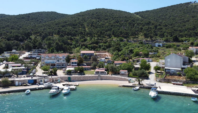 Foto 1 - Apartamento de 1 habitación en Sibenik con vistas al mar