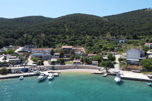 Foto 1 - Apartamento de 1 quarto em Sibenik com vistas do mar