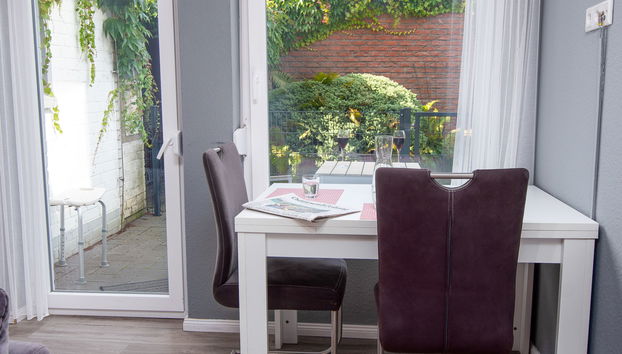 Apartment mit 2 Schlafzimmern in Norden mit garten und terrasse - Foto 4