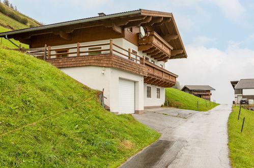 Foto 23 - Apartamento de 4 quartos em Bramberg am Wildkogel com terraço e vista para a montanha