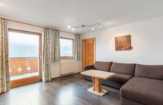 Photo 2 - 4 bedroom Apartment in Bramberg am Wildkogel with terrace and mountain view