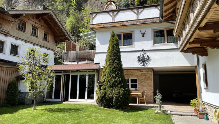 Foto 1 - Apartamento de 2 quartos em Aschau im Zillertal com jardim e terraço