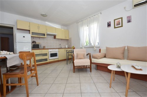 Photo 5 - 2 bedroom Apartment in Zadar with terrace and sea view