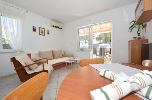Foto 4 - Apartment mit 2 Schlafzimmern in Zadar mit terrasse und blick aufs meer