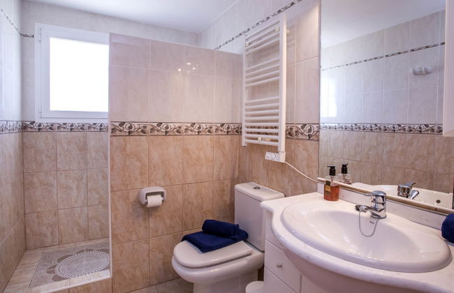 Casa de 5 quartos em El Ràfol d'Almúnia com piscina privada e jardim - Foto 30