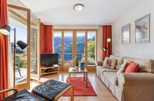 Foto 7 - Appartamento con 2 camere da letto a Lauterbrunnen con terrazza