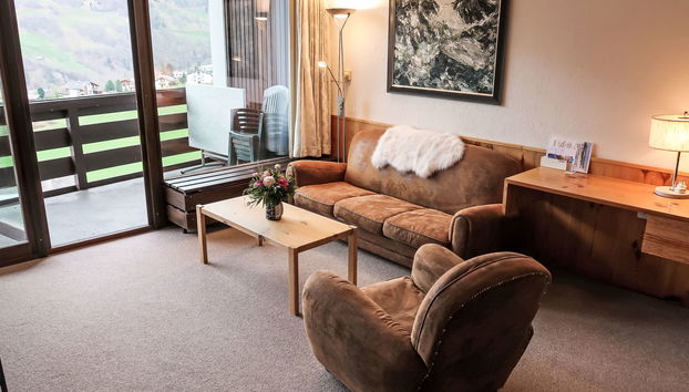 Apartment mit 4 Schlafzimmern in Disentis/Mustér mit schwimmbad und garten - Foto 2