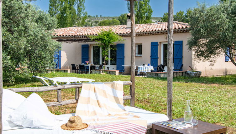 Photo 1 - Maison de 3 chambres à Salernes avec piscine privée et jardin