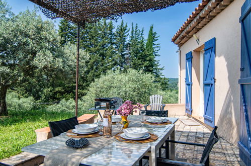 Photo 3 - Maison de 3 chambres à Salernes avec piscine privée et jardin