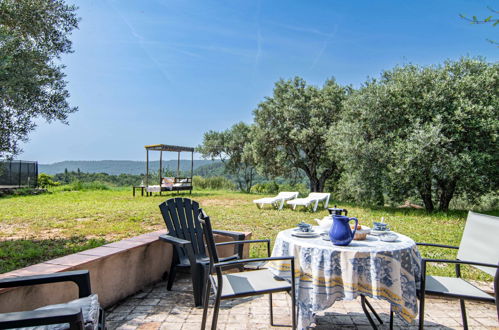 Foto 9 - Casa con 3 camere da letto a Salernes con piscina privata e giardino