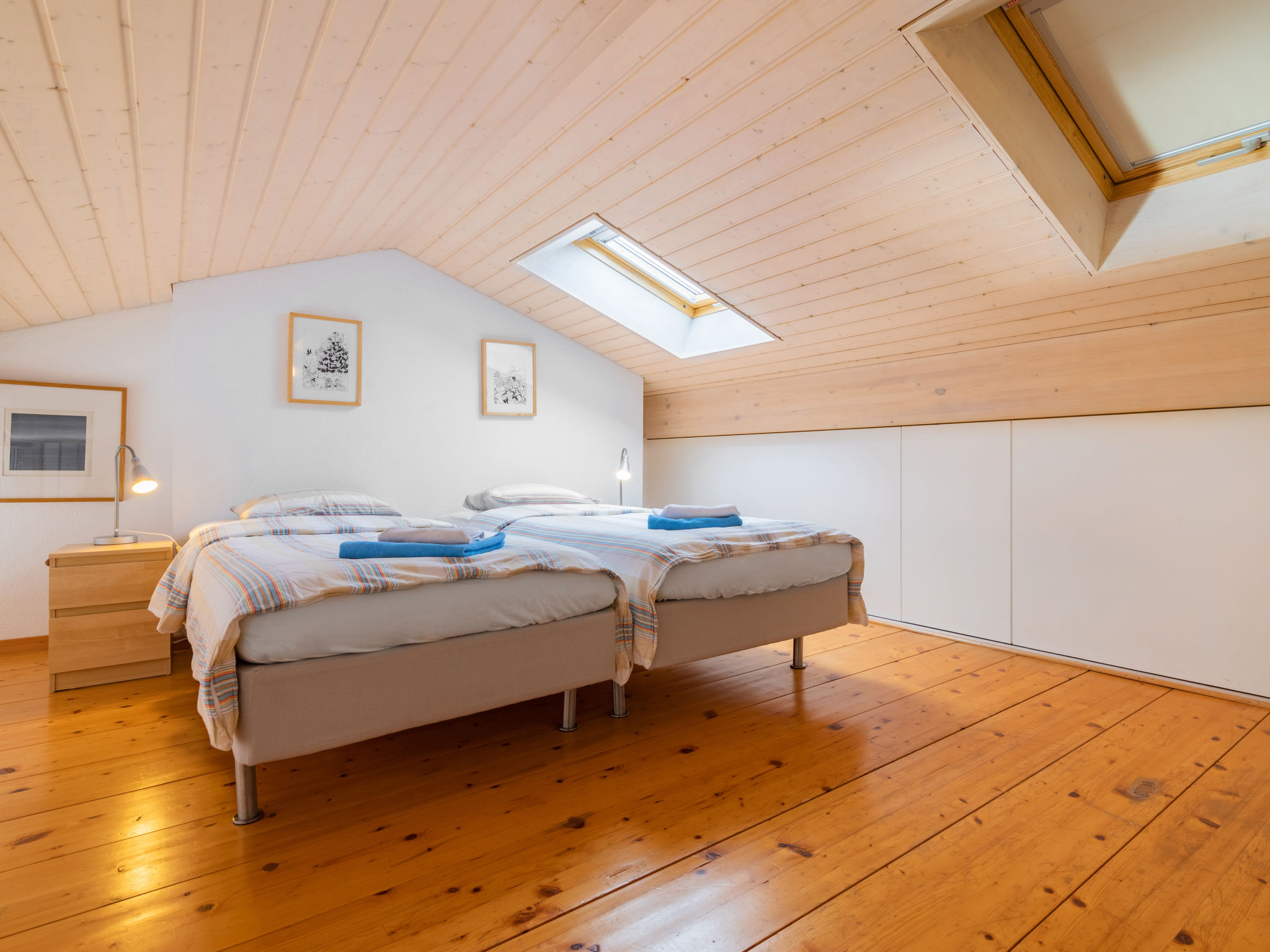 Foto 9 - Apartment mit 4 Schlafzimmern in Port-Valais mit blick auf die berge