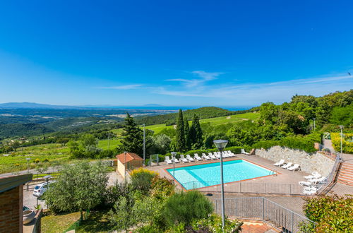 Foto 44 - Apartment mit 1 Schlafzimmer in Riparbella mit schwimmbad und garten
