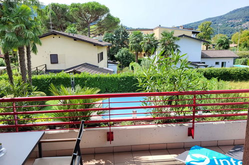 Foto 17 - Appartamento con 1 camera da letto a Caslano con piscina e vista sulle montagne