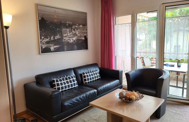 Apartamento de 2 quartos em Caslano com piscina e jardim - Foto 2