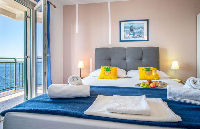 2 bedroom Apartment in Senj with swimming pool and garden - Photo 6