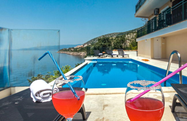 Apartamento de 2 quartos em Senj com piscina e jardim - Foto 9
