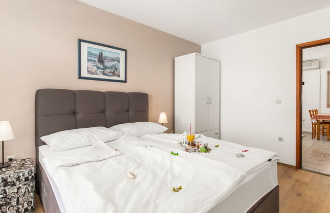 Apartamento de 2 quartos em Senj com piscina e jardim - Foto 18