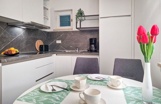 2 bedroom Apartment in Senj with swimming pool and garden - Photo 10