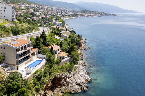 Foto 7 - Appartamento con 1 camera da letto a Senj con piscina e vista mare