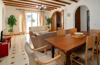 Photo 2 - Maison de 6 chambres à Calp avec piscine privée et vues à la mer