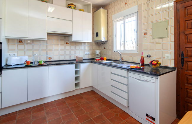 Casa de 8 quartos em Calp com piscina privada e jardim - Foto 18