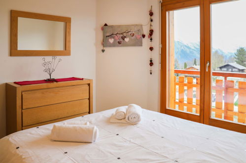 Photo 18 - 4 bedroom Apartment in Nendaz with swimming pool and terrace