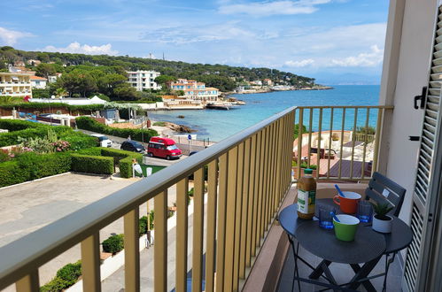 Photo 3 - 1 bedroom Apartment in Antibes with sea view