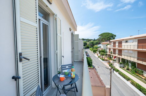 Photo 19 - 1 bedroom Apartment in Antibes with sea view