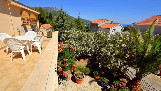 Apartamento de 2 quartos em Orebić com piscina e jardim - Foto 3