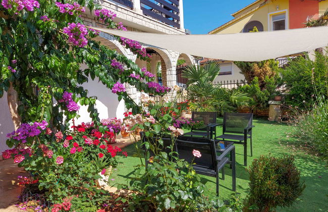 Apartamento de 1 quarto em Vodnjan com jardim e terraço - Foto 1