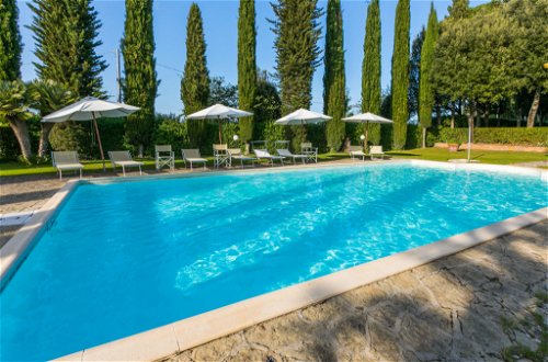 Photo 40 - 3 bedroom Apartment in Poggibonsi with swimming pool and garden