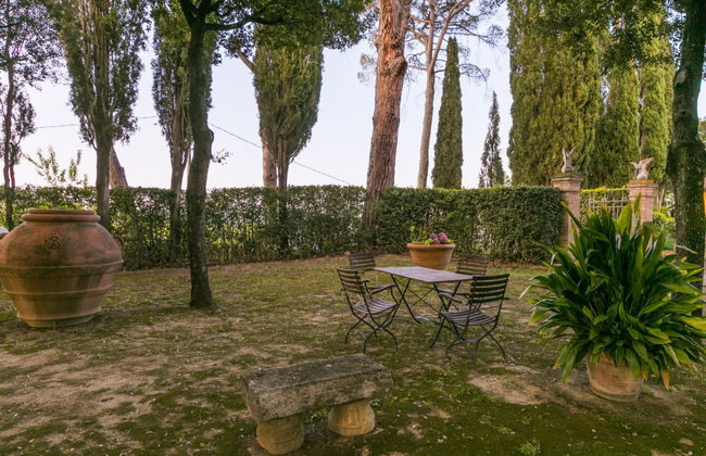 Casa de 2 quartos em Poggibonsi com piscina e jardim - Foto 19