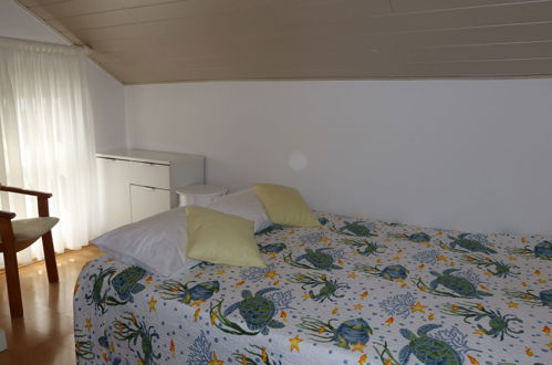 Foto 5 - Apartment mit 3 Schlafzimmern in Vir mit terrasse und blick aufs meer