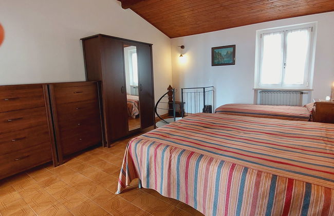 Casa de 2 quartos em Colico com jardim e terraço - Foto 13