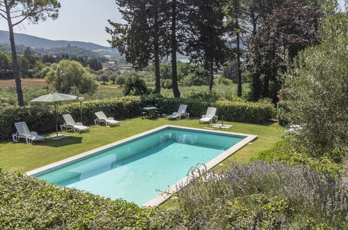 Foto 2 - Casa de 6 quartos em Magione com piscina privada e jardim