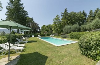Foto 3 - Casa de 6 habitaciones en Magione con piscina privada y vistas a la montaña