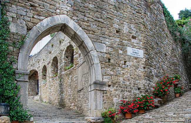 Casa de 4 quartos em Motovun com piscina privada e jardim - Foto 27