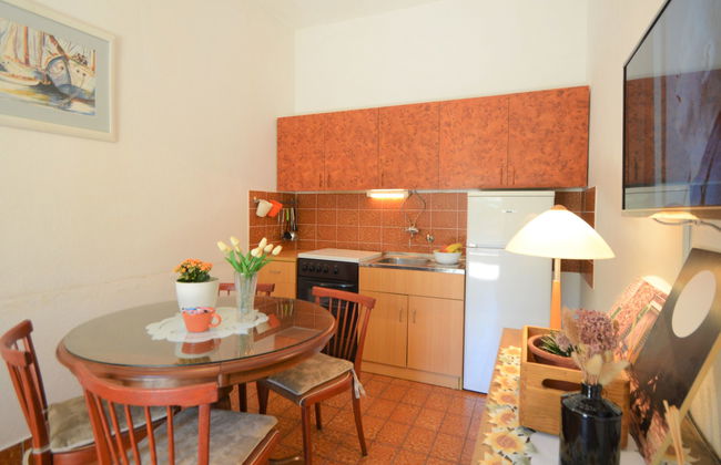 Apartment mit 2 Schlafzimmern in Sibenik mit garten und terrasse - Foto 15