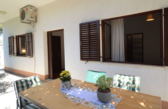 Apartment mit 2 Schlafzimmern in Sibenik mit garten und terrasse - Foto 13