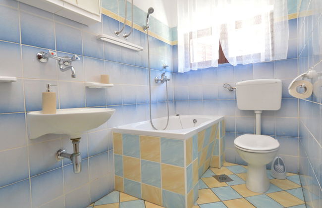 Apartment mit 2 Schlafzimmern in Sibenik mit garten und terrasse - Foto 11