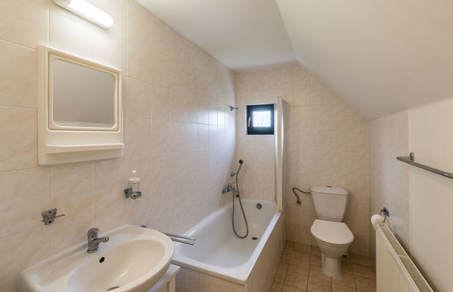 Casa de 3 quartos em Černý Důl com piscina e jardim - Foto 23
