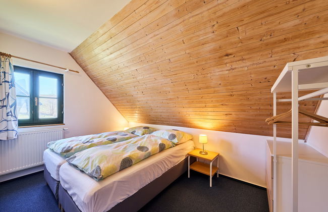 Casa de 3 quartos em Černý Důl com piscina e jardim - Foto 5