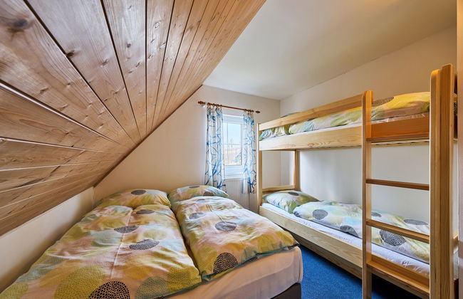 Casa de 3 quartos em Černý Důl com piscina e jardim - Foto 21