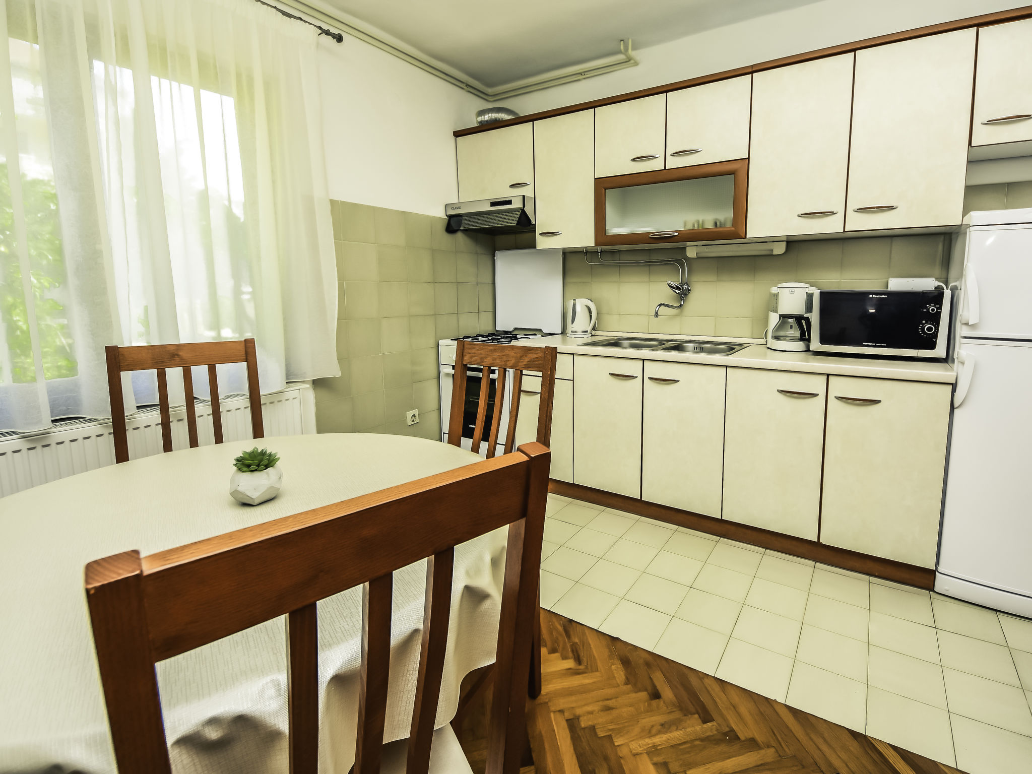 Foto 4 - Appartamento con 2 camere da letto a Vir con giardino e vista mare