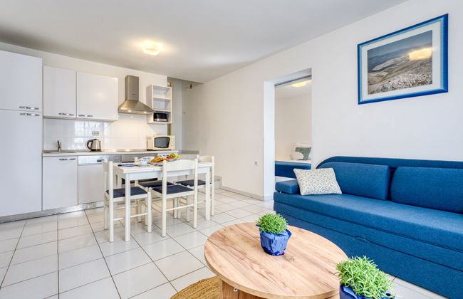 Apartamento de 3 quartos em Omišalj com jardim e terraço - Foto 6