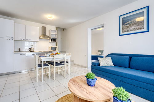 Photo 6 - Appartement de 2 chambres à Omišalj avec jardin et terrasse