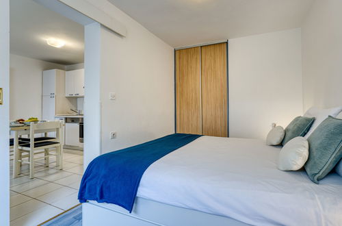 Photo 19 - Appartement de 2 chambres à Omišalj avec jardin et terrasse