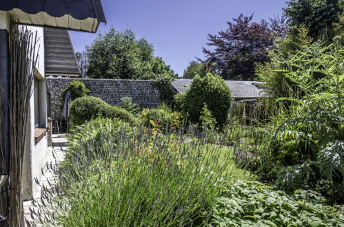 Photo 24 - Maison de 1 chambre à Saint-Pierre-en-Port avec jardin et vues à la mer